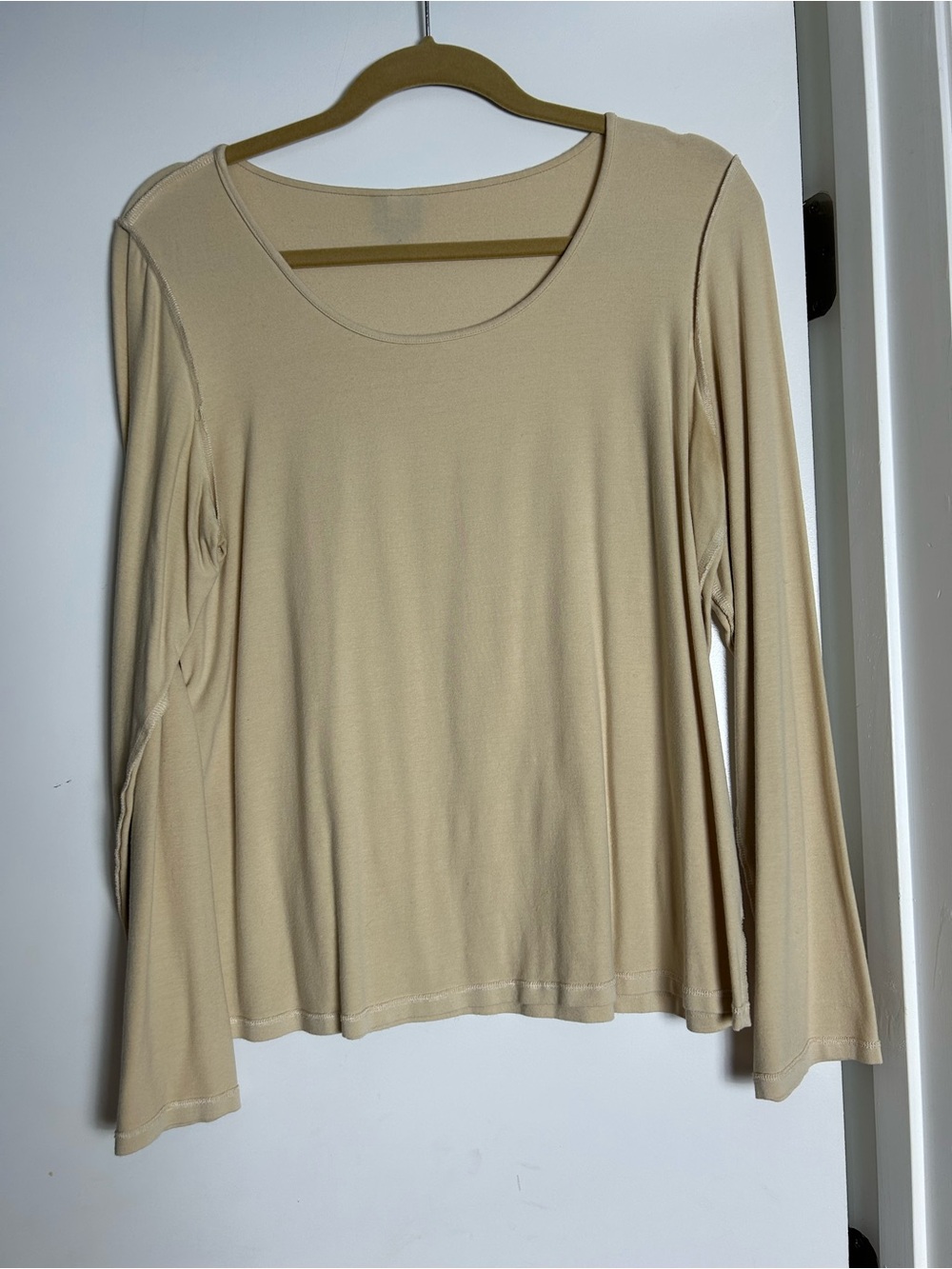 Eileen Fisher Lightweight Long-Sleeve Scoop Neck Top in Beige